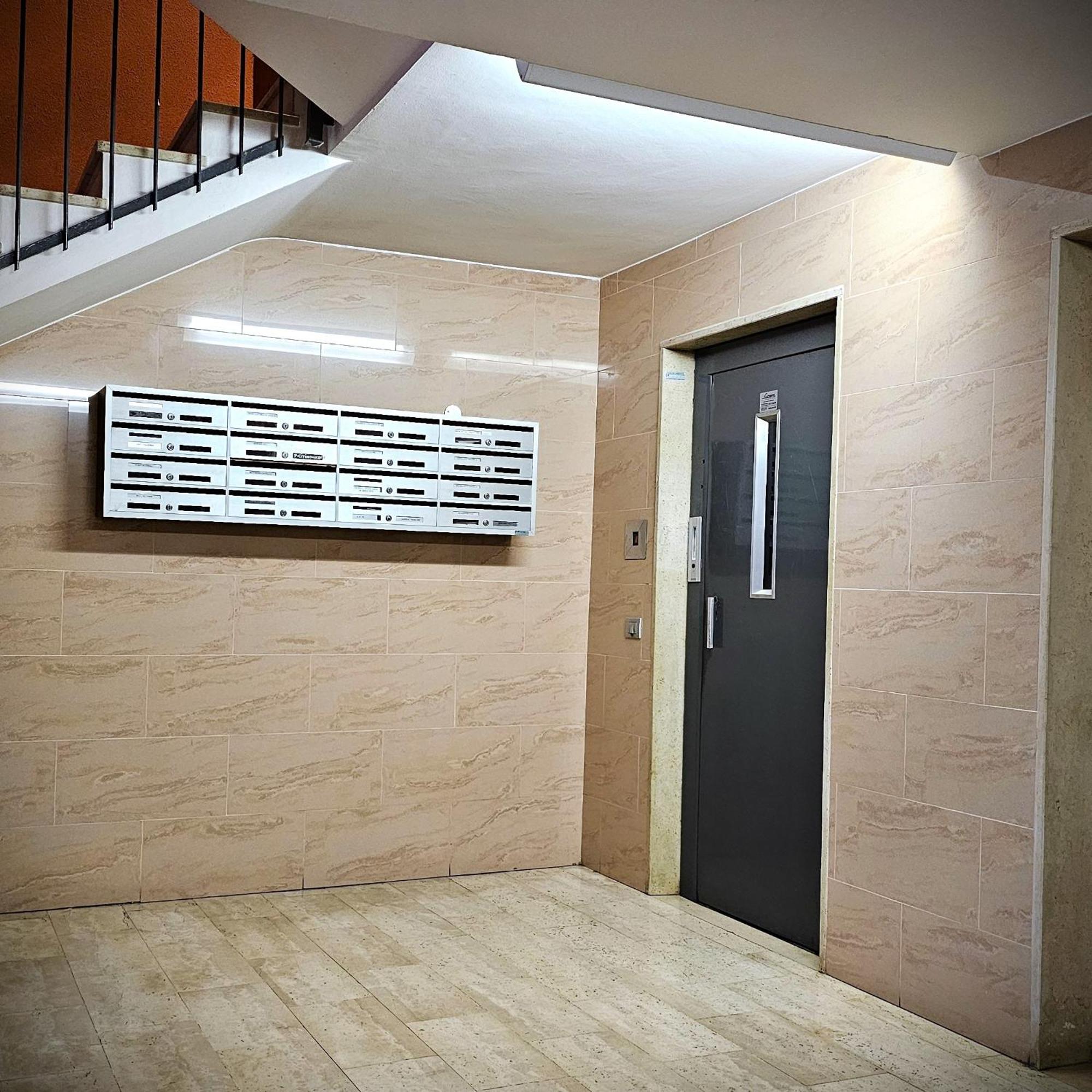 Bbking Appartamento Policlinico San Donato Milanese Exteriör bild